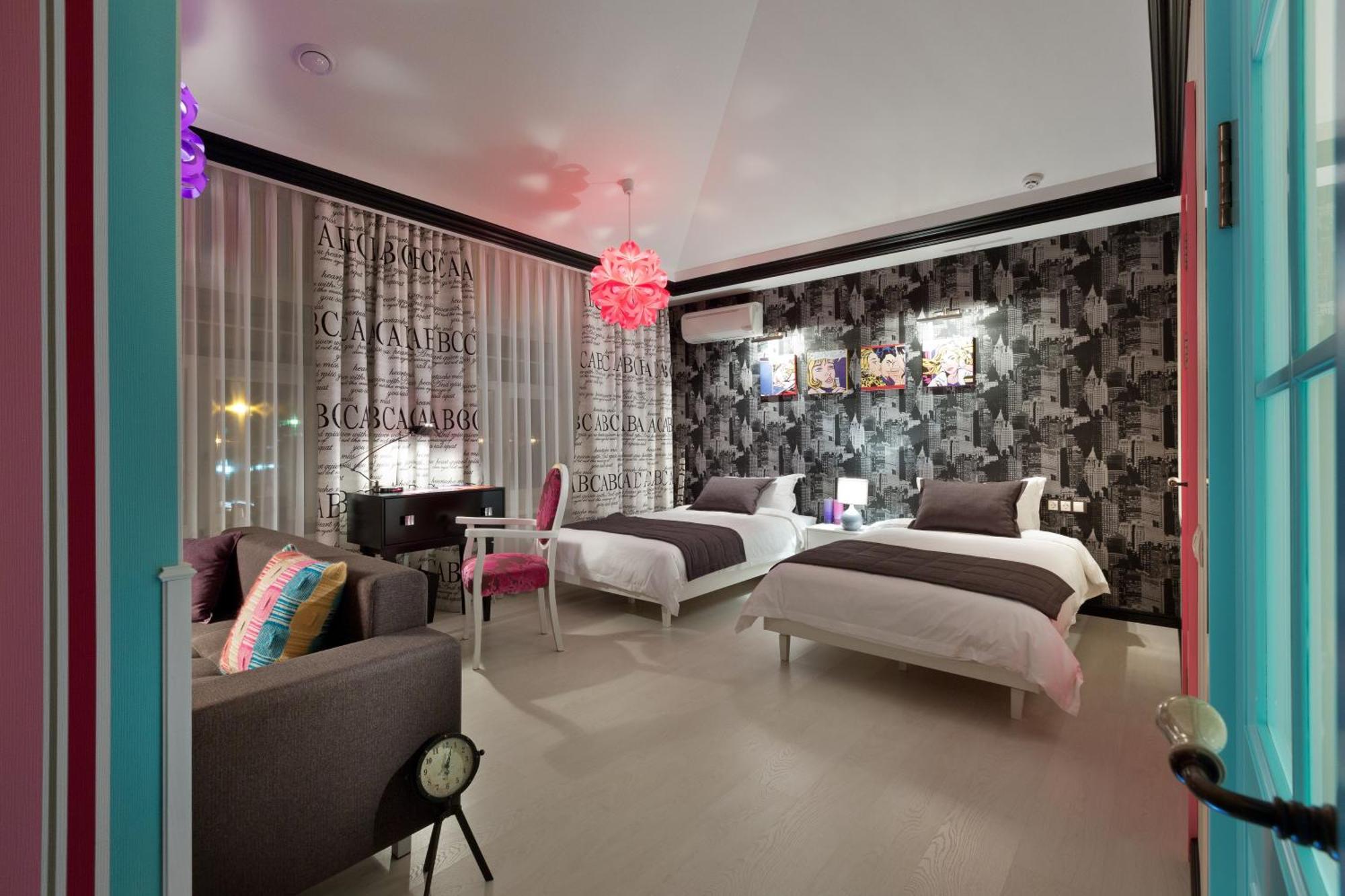 De Gaulle Boutique Hotel Charkov Buitenkant foto