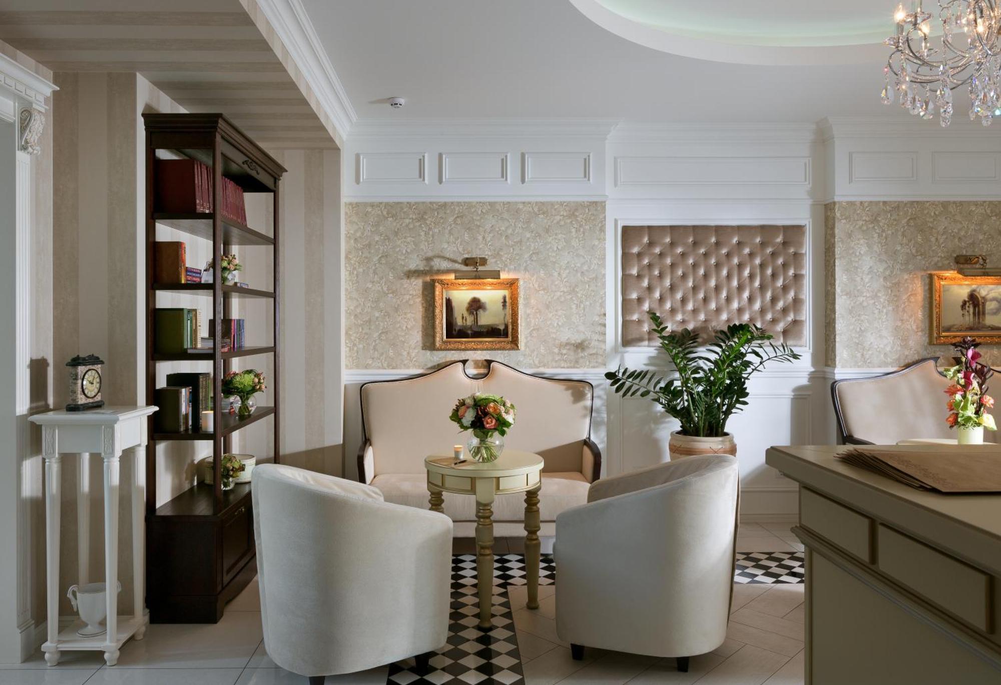 De Gaulle Boutique Hotel Charkov Buitenkant foto